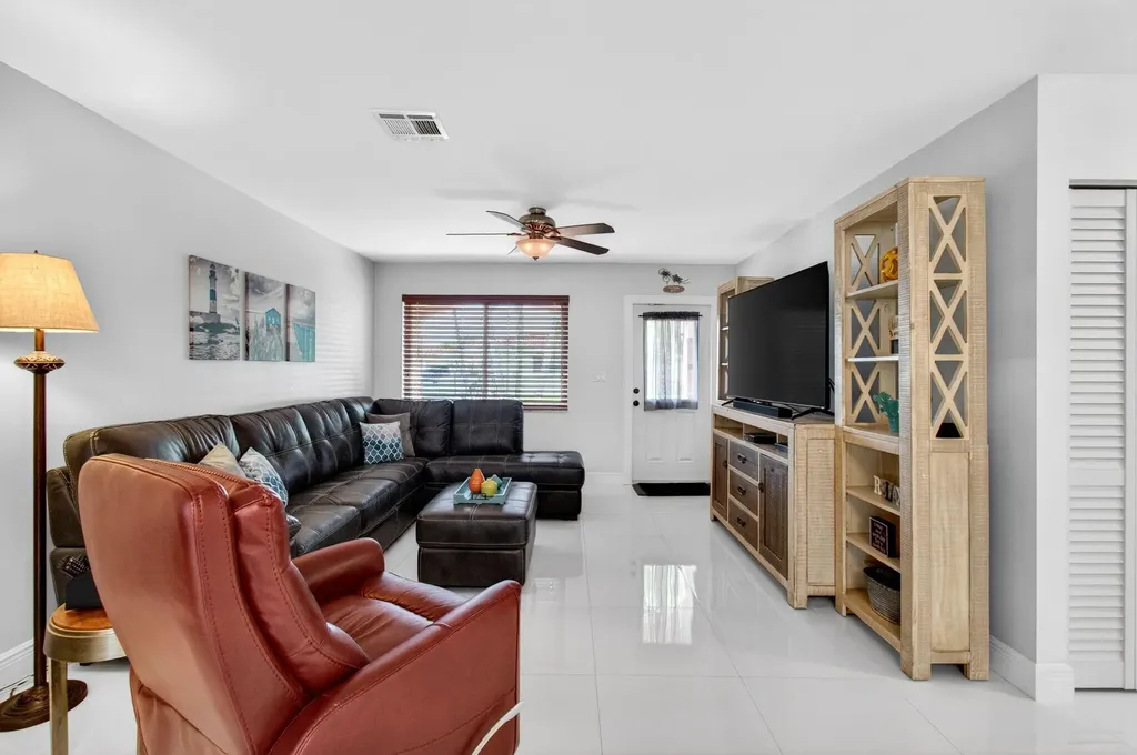 1255 NW 44th Street Deerfield Beach FL 33064