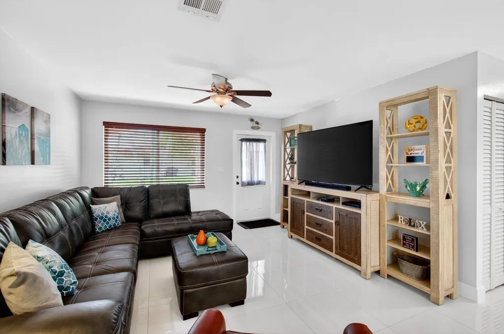 1255 NW 44th Street Deerfield Beach FL 33064