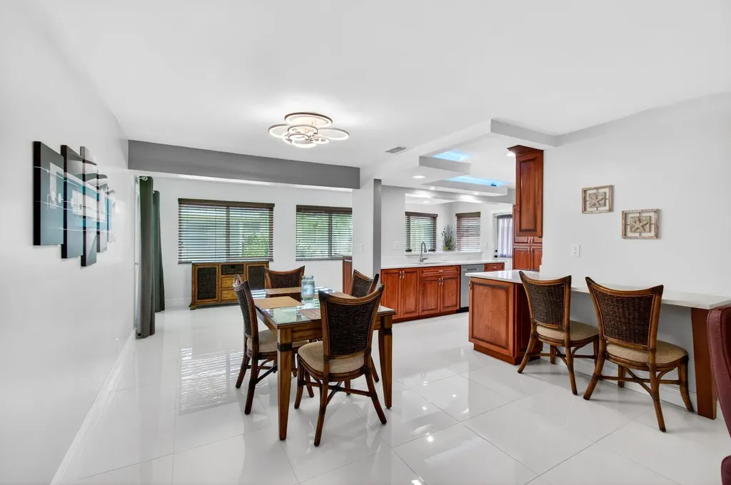 1255 NW 44th Street Deerfield Beach FL 33064