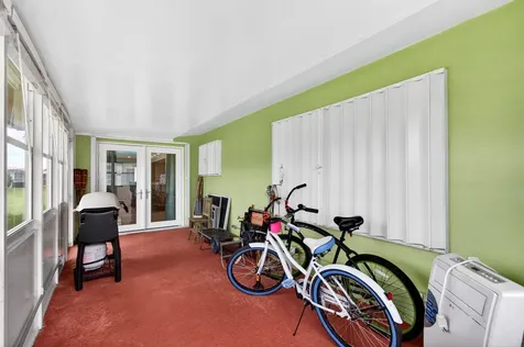 1255 NW 44th Street Deerfield Beach FL 33064