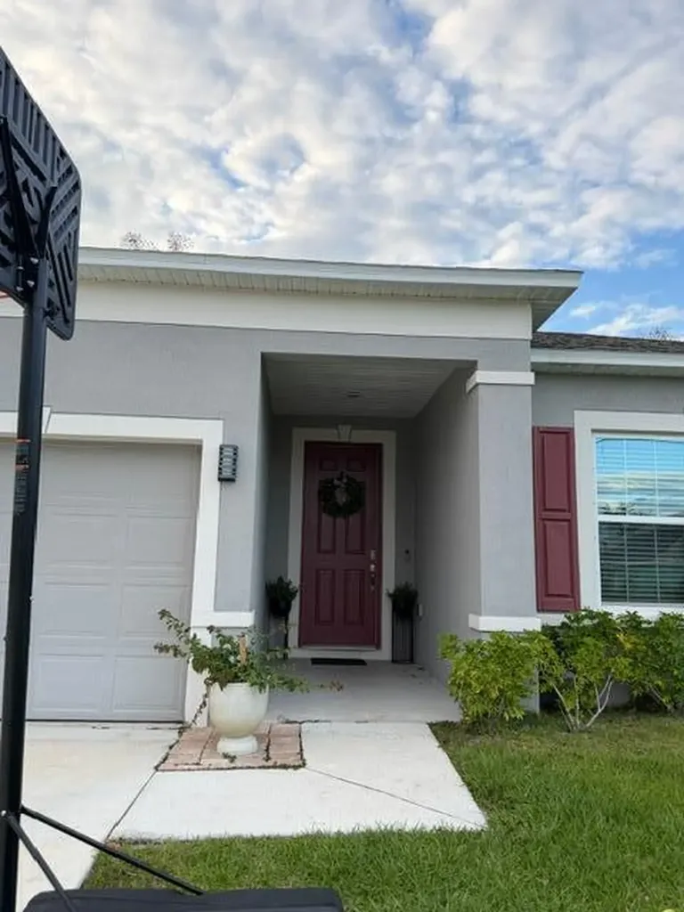 5262 NW Rugby Drive Port St Lucie FL 34983