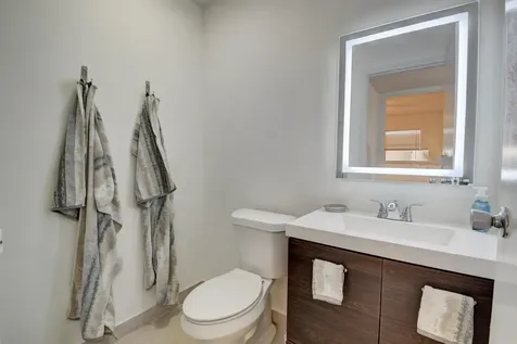 468 Saxony Way Delray Beach FL 33446