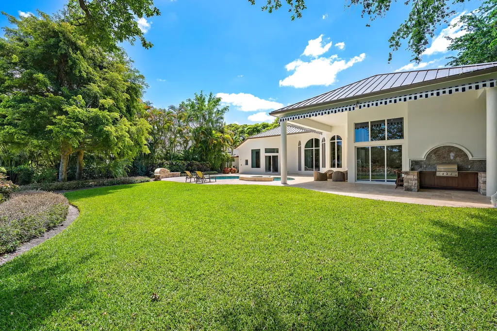 106 Commodore Drive Jupiter FL 33477