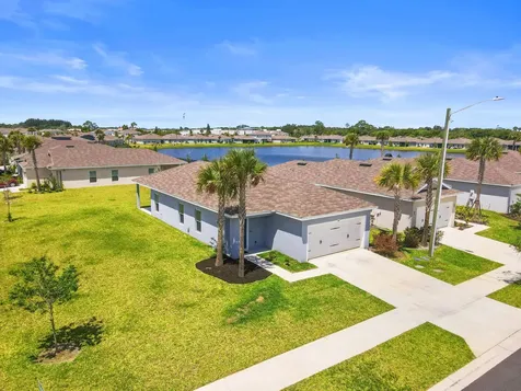 521 Cherimoya Street Fort Pierce FL 34981