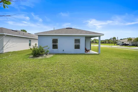 521 Cherimoya Street Fort Pierce FL 34981