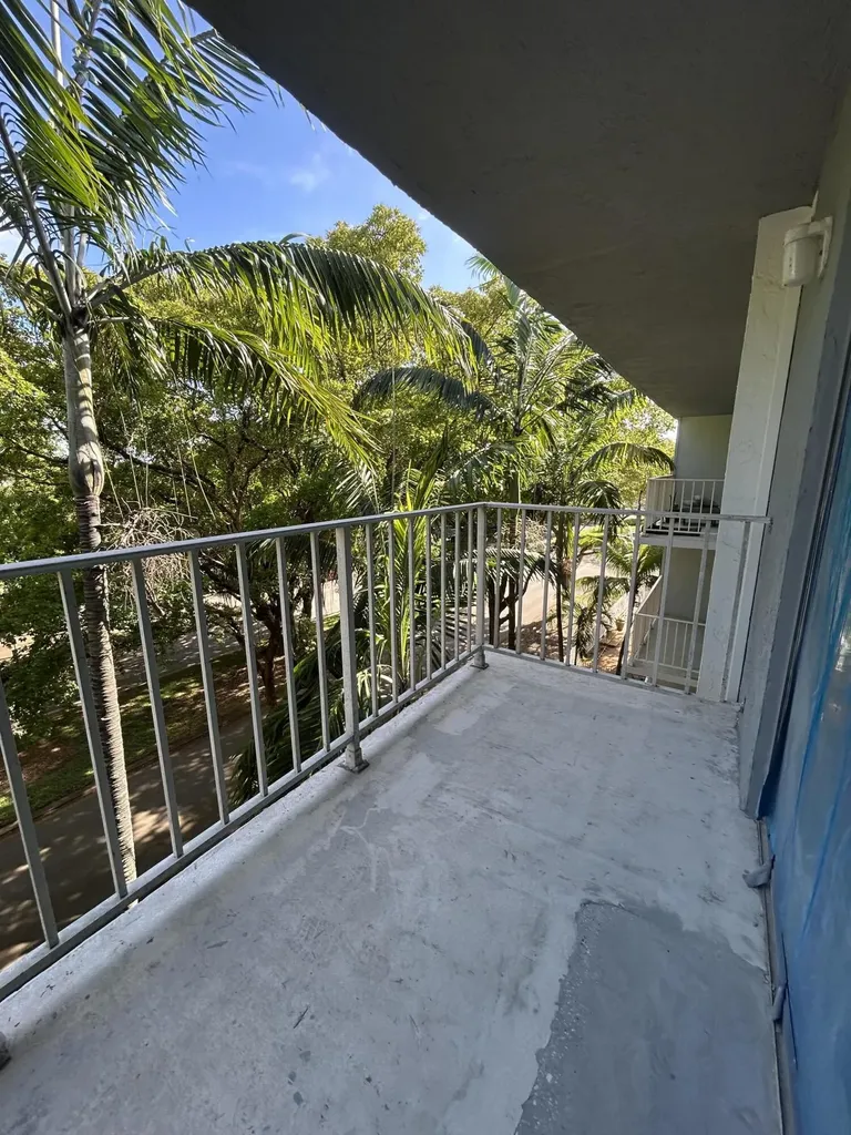 1805 Sans Souci Boulevard North Miami FL 33181