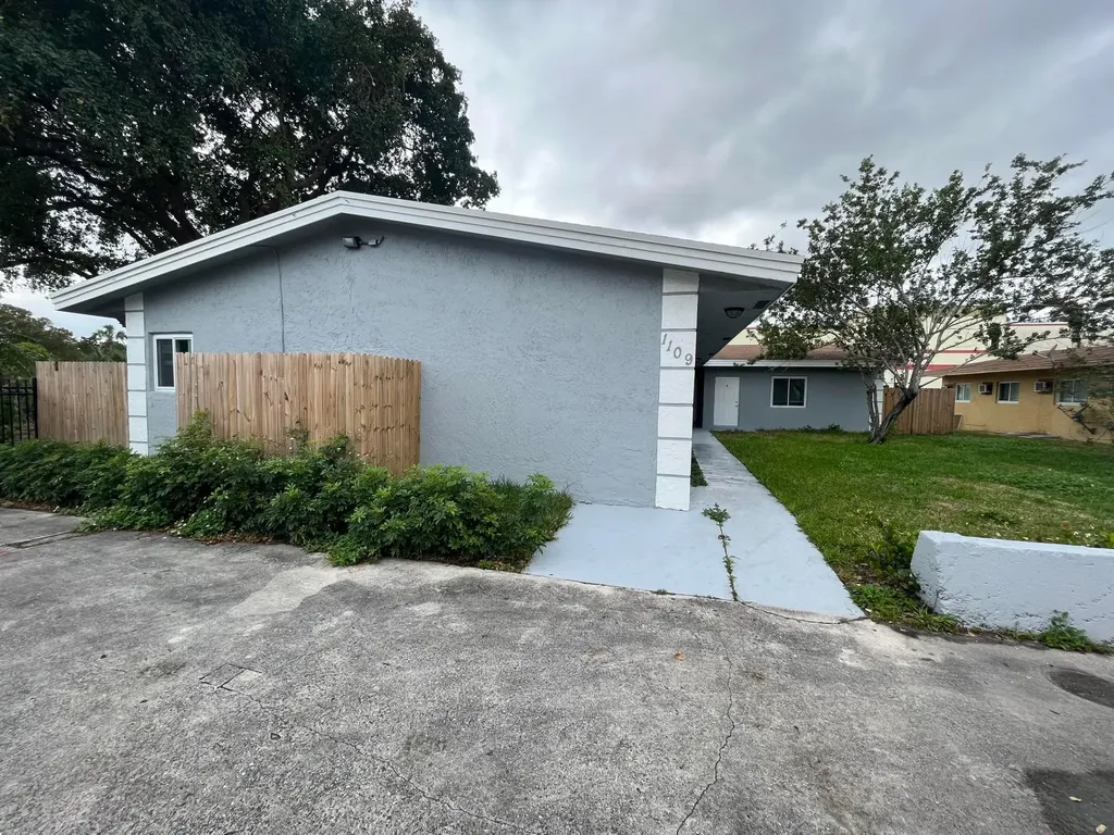 1109 NW 6th Avenue Pompano Beach FL 33060