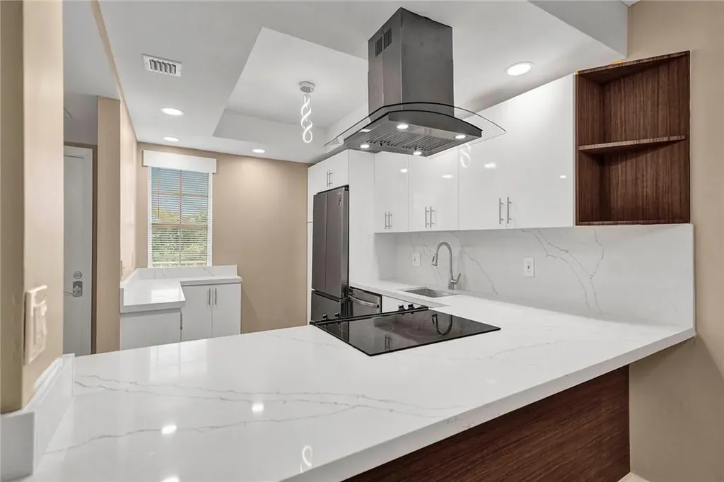 3051 S Palm Aire Drive Pompano Beach FL 33069