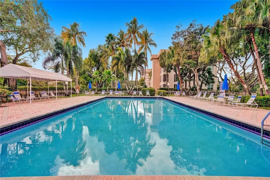 3051 S Palm Aire Drive Pompano Beach FL 33069