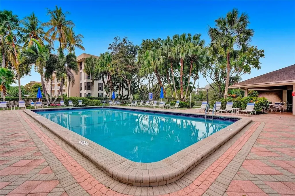 3051 S Palm Aire Drive Pompano Beach FL 33069