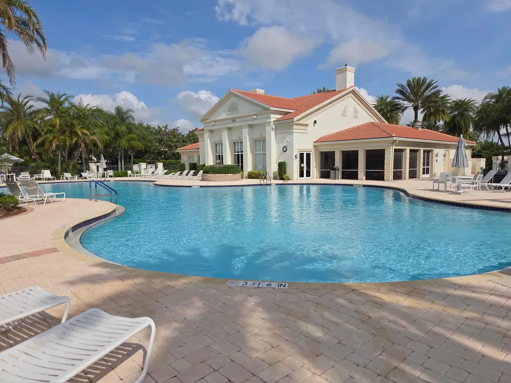 11441 SW Lake Park Drive Port St Lucie FL 34987