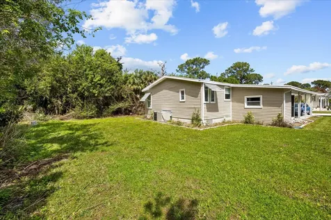 5683 Hemingway Court Fort Pierce FL 34982