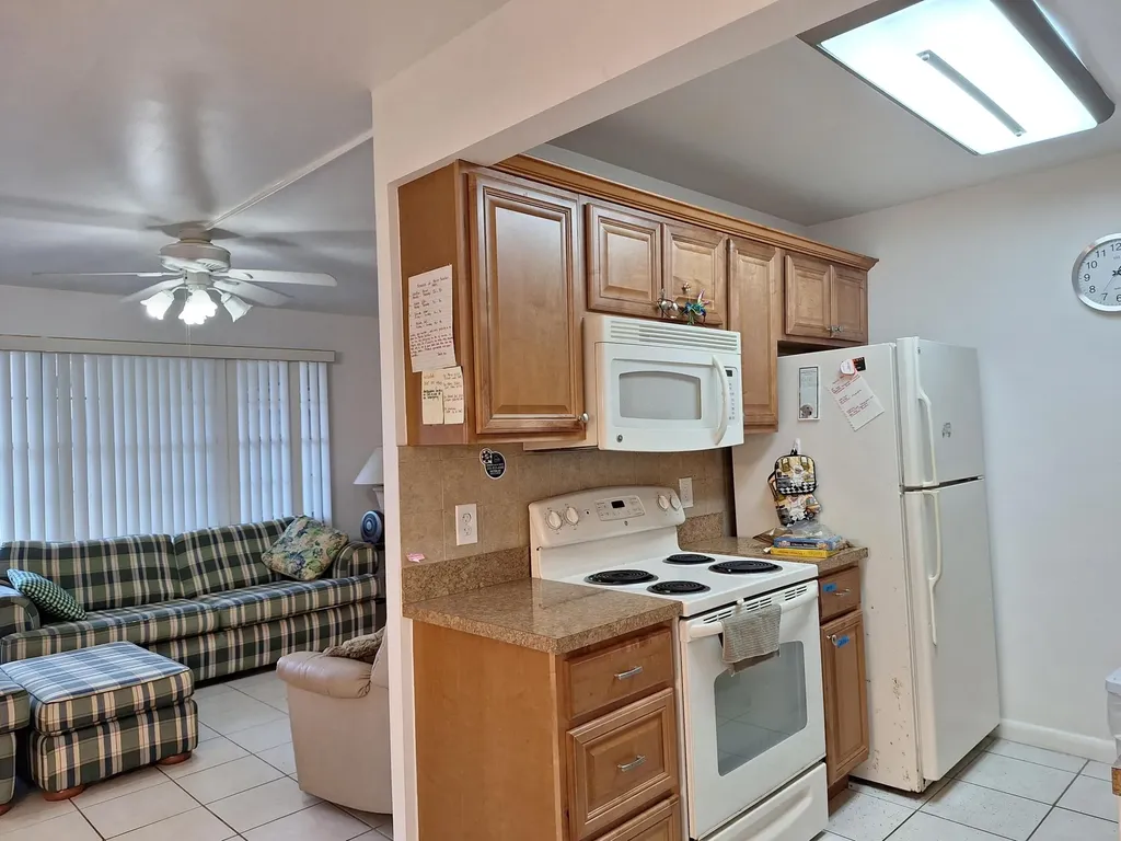 1010 Wolverton E Boca Raton FL 33434
