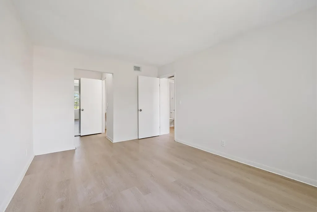 1790 Abbey Road West Palm Beach FL 33415