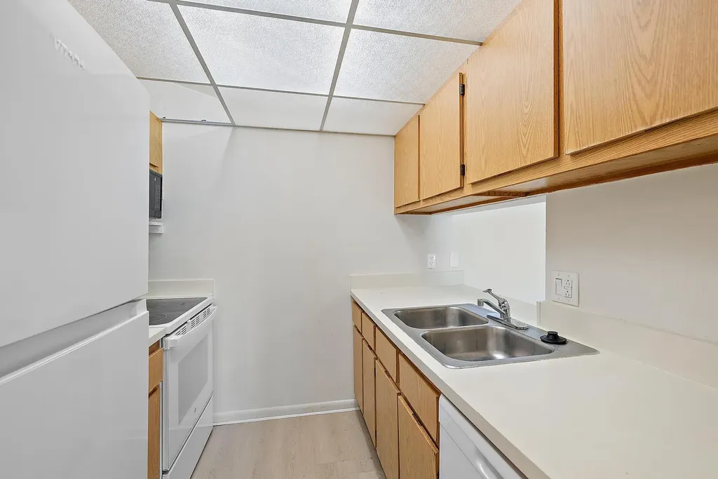 1790 Abbey Road West Palm Beach FL 33415