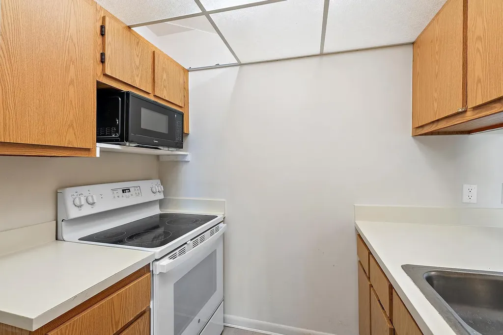 1790 Abbey Road West Palm Beach FL 33415