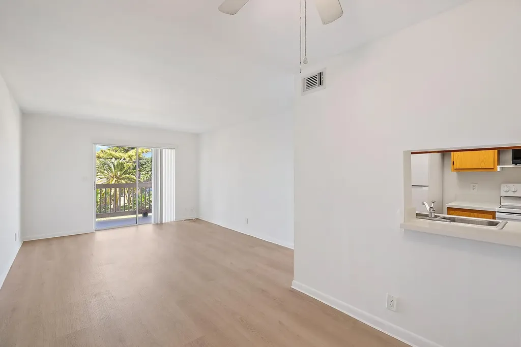 1790 Abbey Road West Palm Beach FL 33415