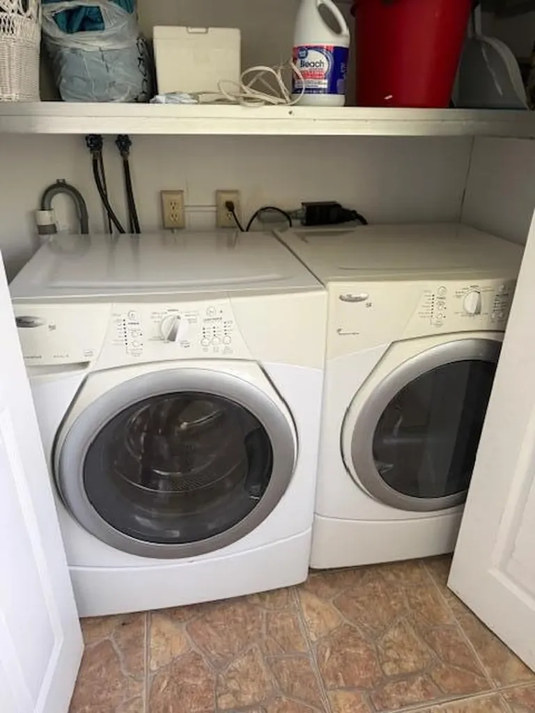 670 N Brittany N Delray Beach FL 33446