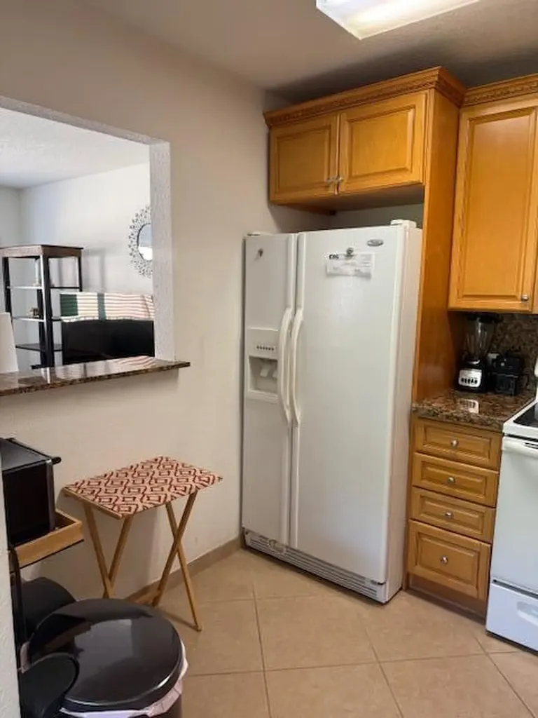 670 N Brittany N Delray Beach FL 33446
