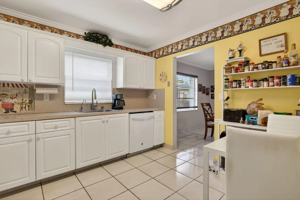 13891 Packard Terrace Delray Beach FL 33484
