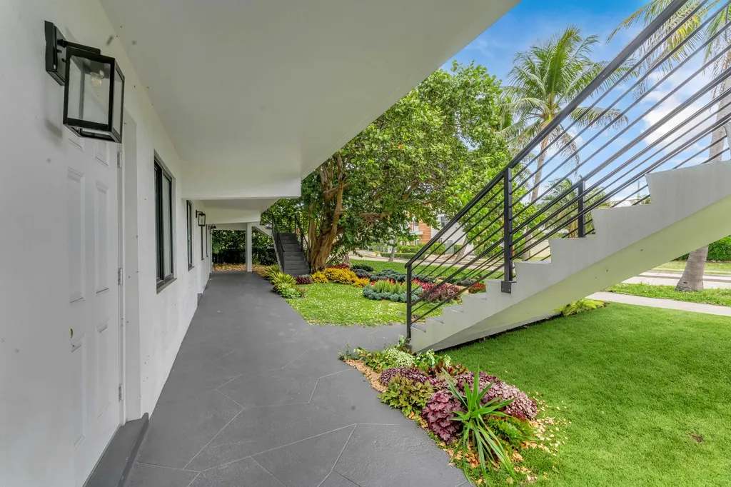381 SE 15th Avenue Deerfield Beach FL 33441