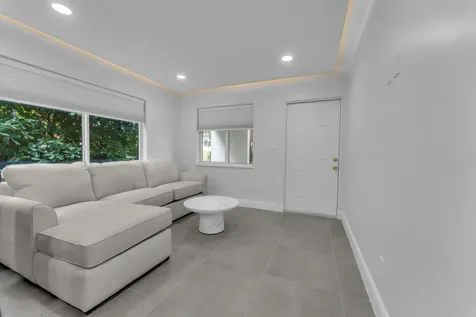 381 SE 15th Avenue Deerfield Beach FL 33441