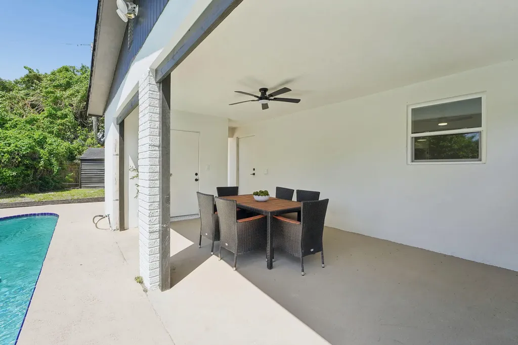 1527 Live Oak Drive West Palm Beach FL 33415