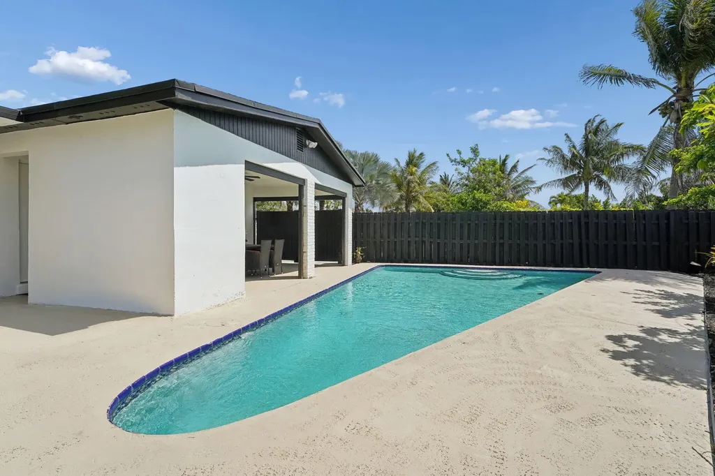 1527 Live Oak Drive West Palm Beach FL 33415
