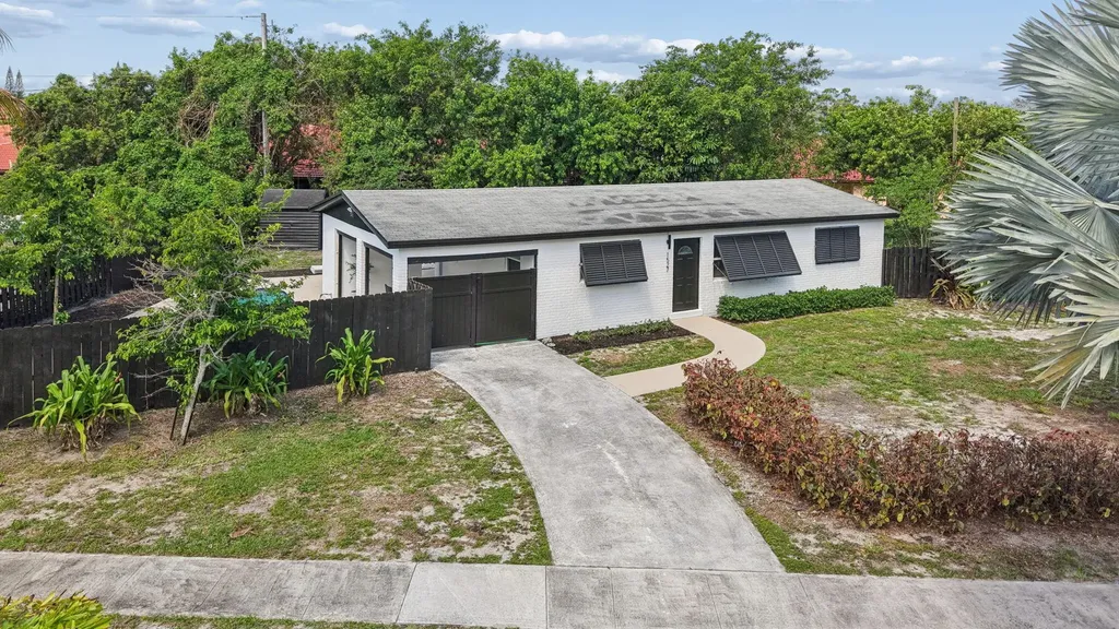 1527 Live Oak Drive West Palm Beach FL 33415