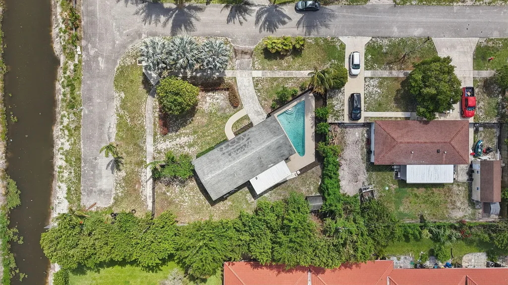 1527 Live Oak Drive West Palm Beach FL 33415