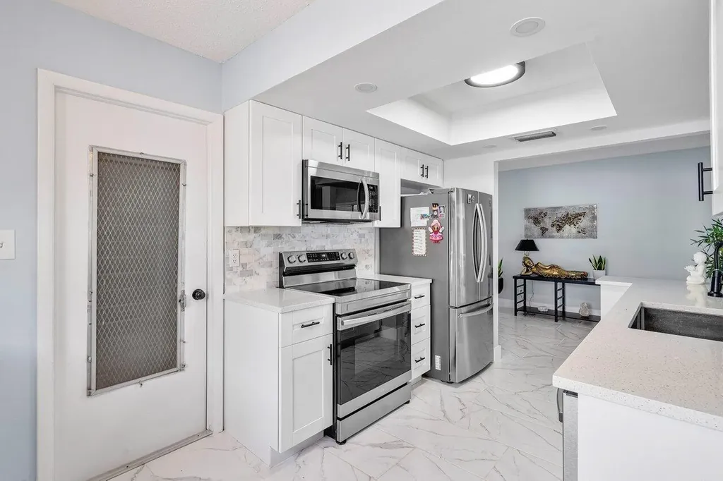 517 SW 18th Street Boynton Beach FL 33426