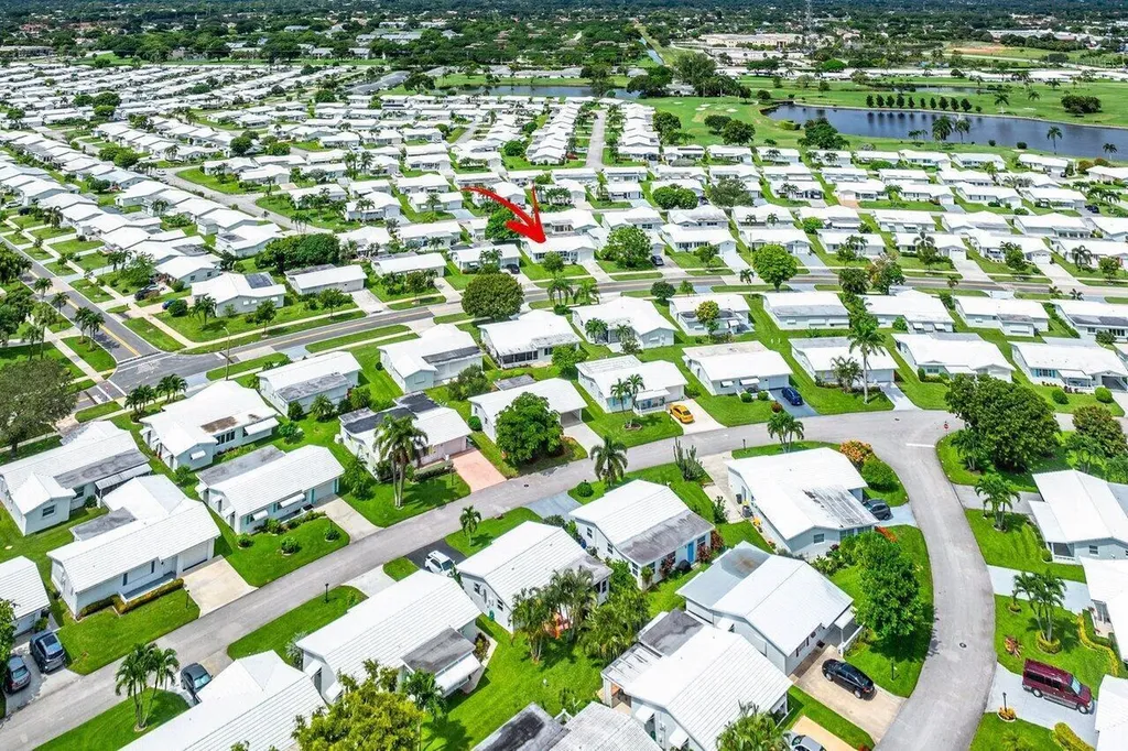 517 SW 18th Street Boynton Beach FL 33426