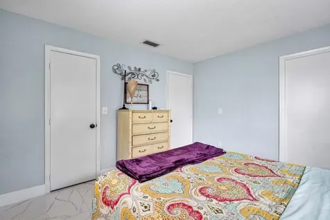 517 SW 18th Street Boynton Beach FL 33426