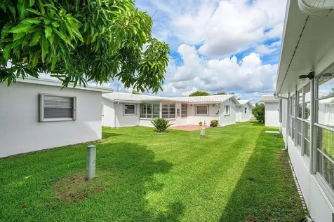 517 SW 18th Street Boynton Beach FL 33426
