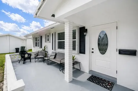 517 SW 18th Street Boynton Beach FL 33426