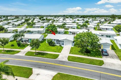 517 SW 18th Street Boynton Beach FL 33426