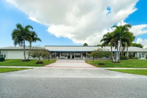 517 SW 18th Street Boynton Beach FL 33426