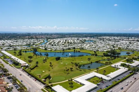517 SW 18th Street Boynton Beach FL 33426