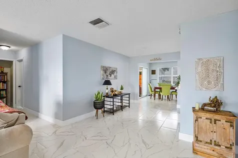 517 SW 18th Street Boynton Beach FL 33426