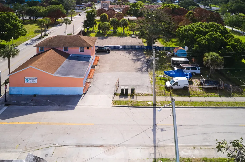 464 N 9th Street Fort Pierce FL
