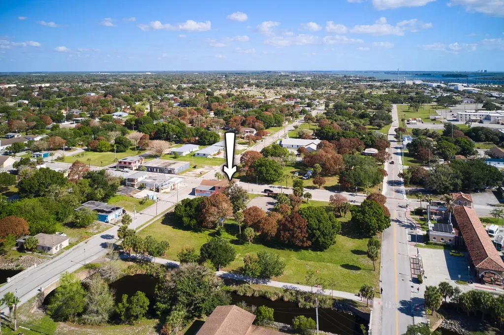 464 N 9th Street Fort Pierce FL
