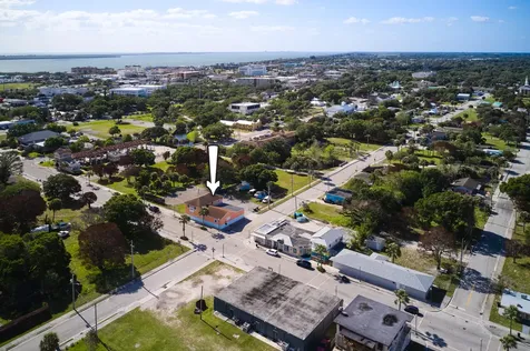 464 N 9th Street Fort Pierce FL