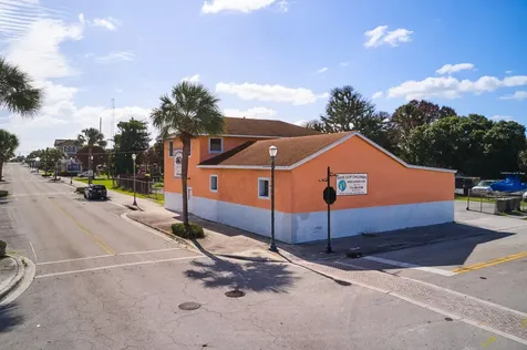 464 N 9th Street Fort Pierce FL