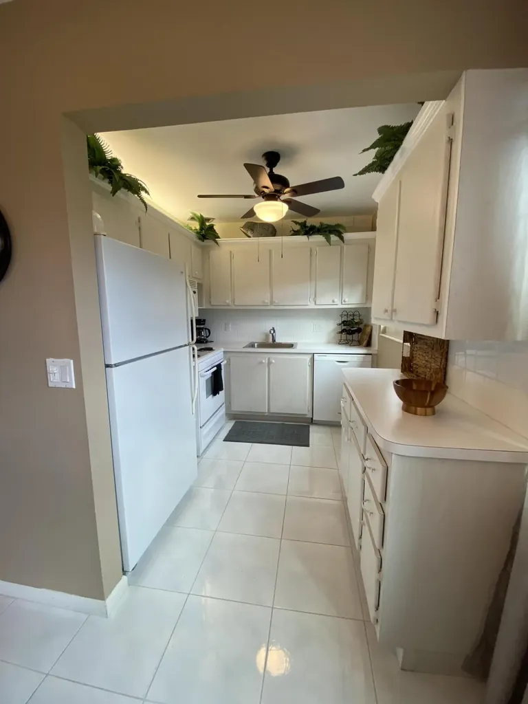 72 Newport D Deerfield Beach FL 33442