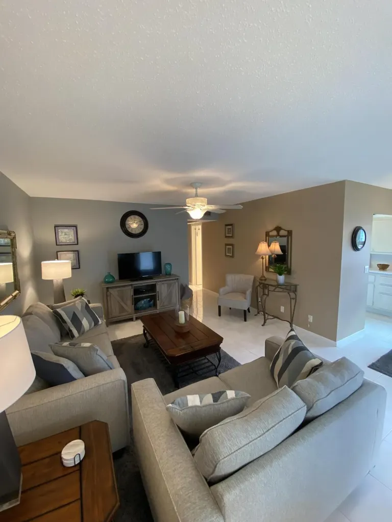 72 Newport D Deerfield Beach FL 33442