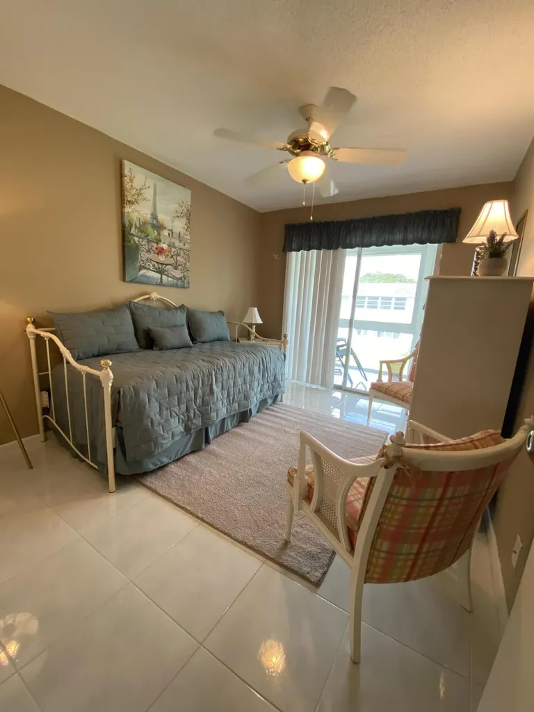 72 Newport D Deerfield Beach FL 33442