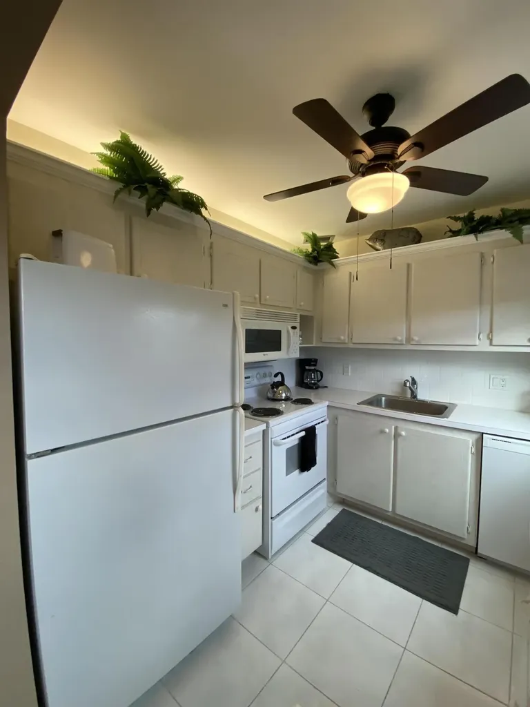 72 Newport D Deerfield Beach FL 33442