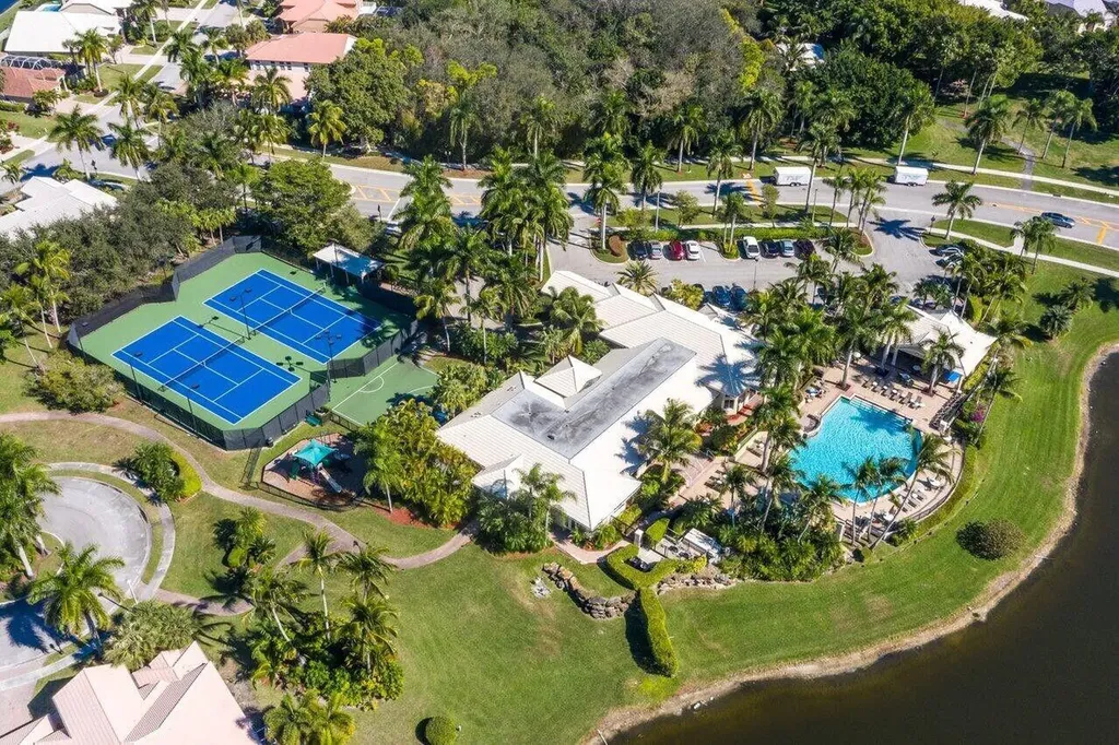 20077 Palm Island Drive Boca Raton FL 33498