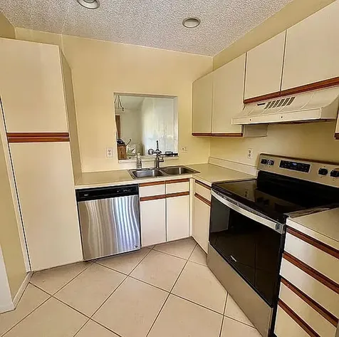 21938 Remsen Terrace Boca Raton FL 33433