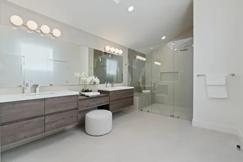 5537 Steeplechase Boca Raton FL 33496
